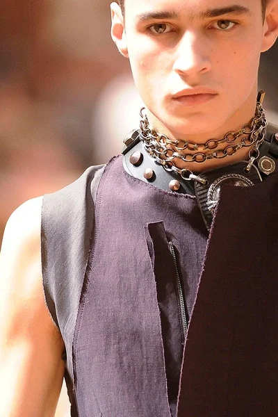 Look 61